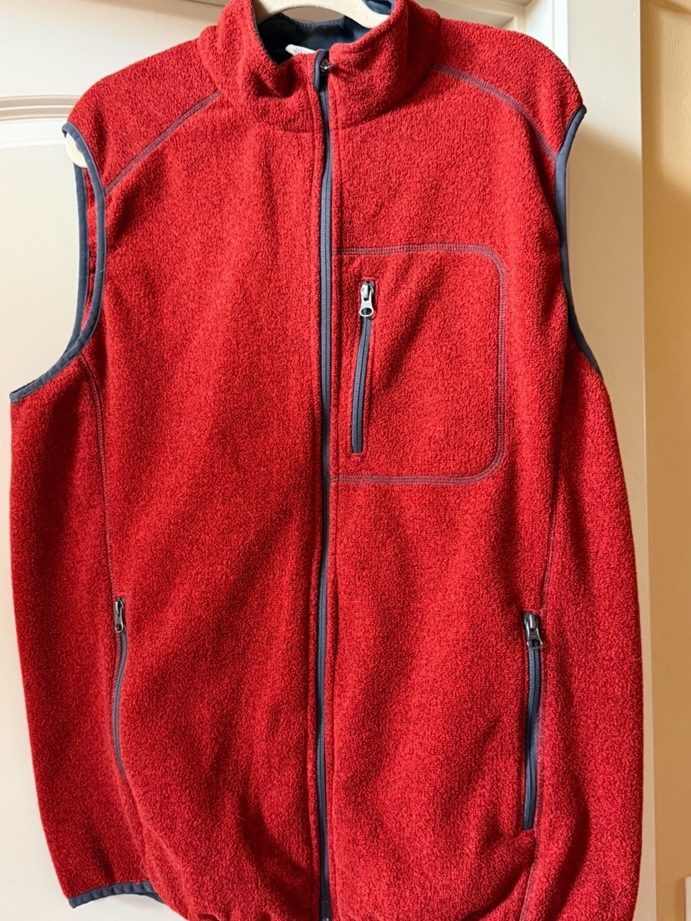 Duluth Trading Co Sz L,Red Mens Fleece Vest with Zip Pockets Hunting WhimsiGoth